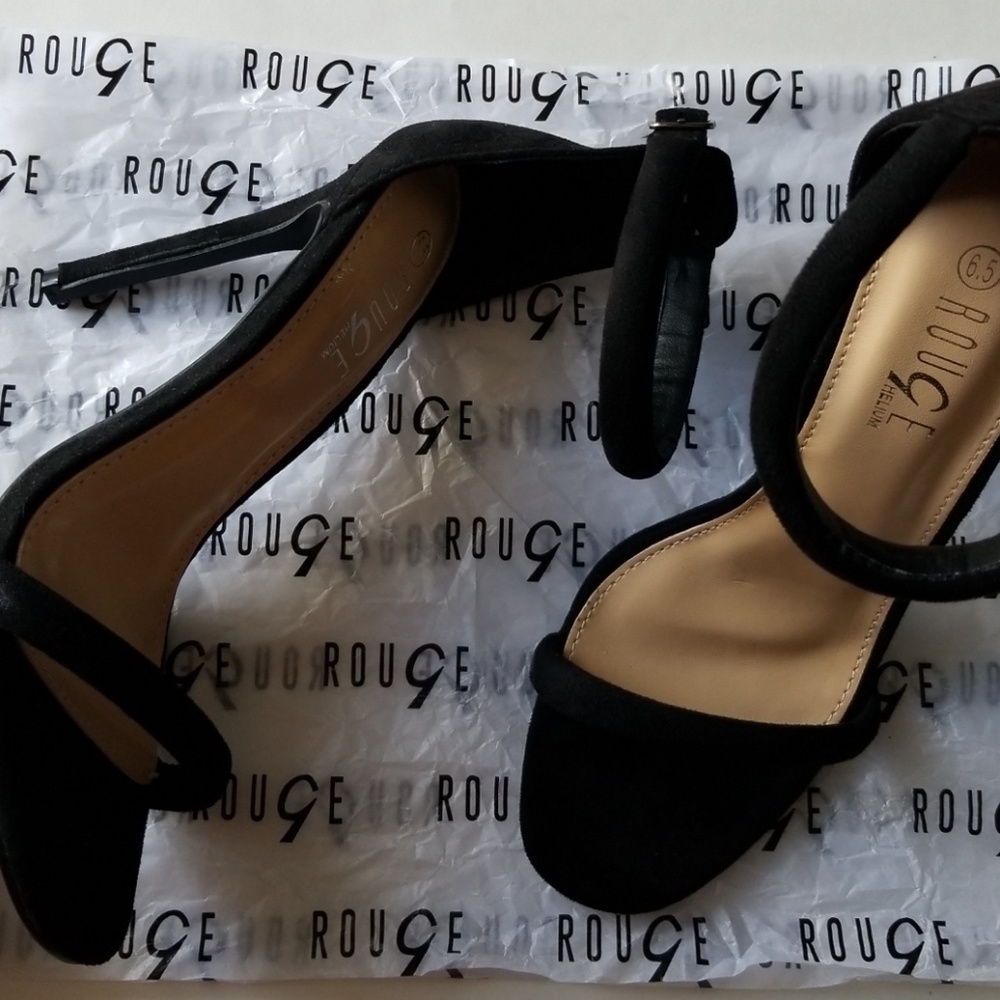 Rouge Helium Heels - Picture 2 of 8